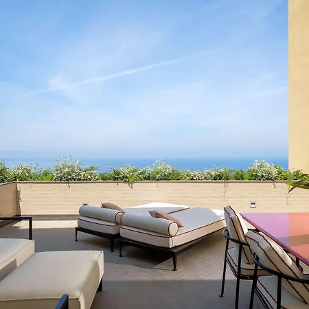 Palazzo M فندق كابري